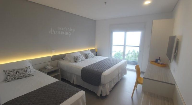 Nobile Hotel 瓜鲁雅 外观 照片