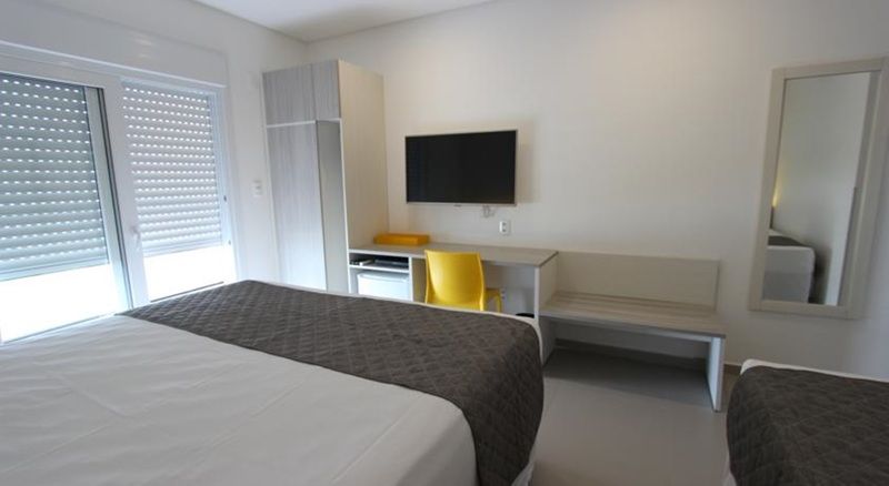 Nobile Hotel 瓜鲁雅 外观 照片