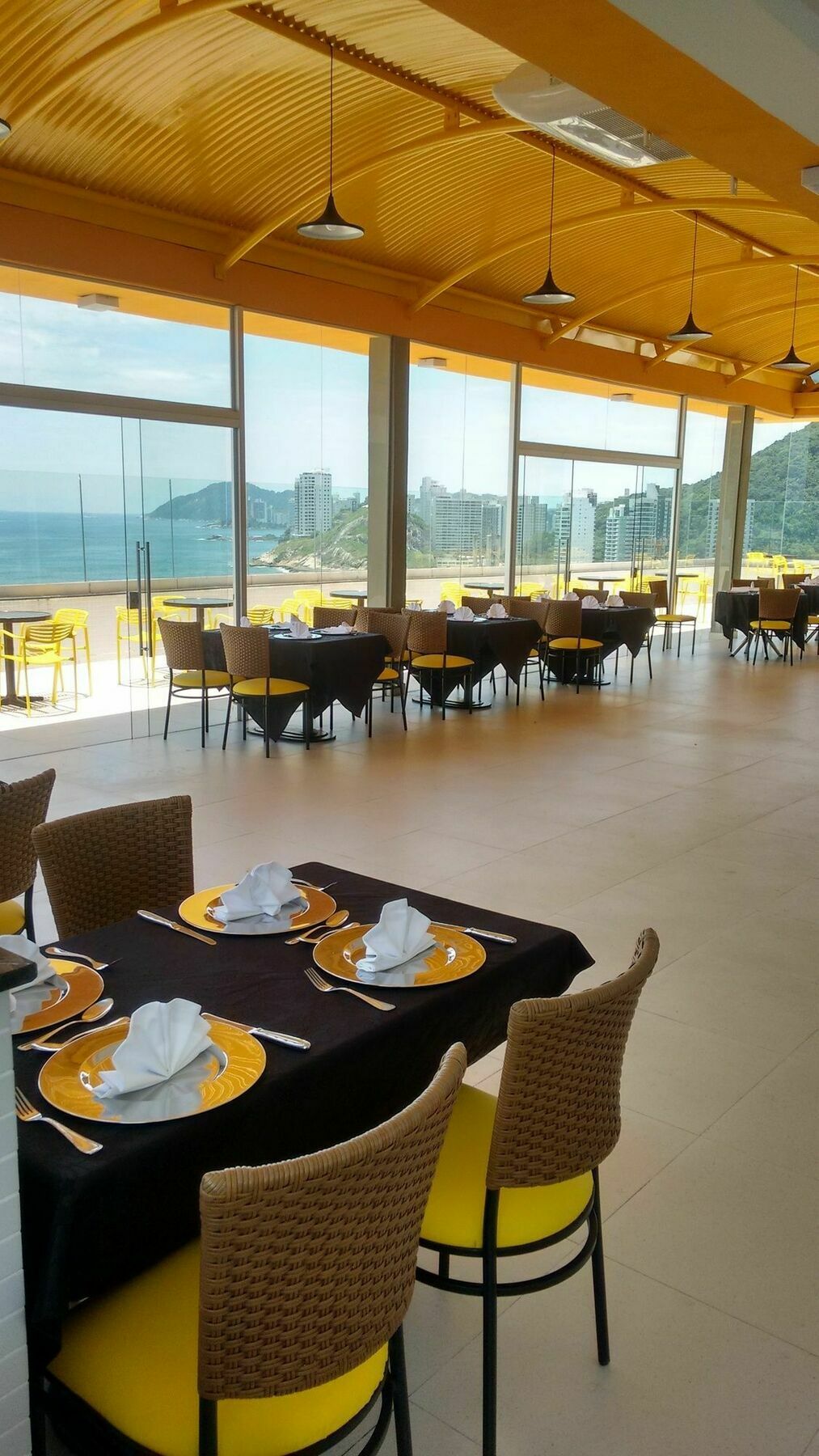 Nobile Hotel 瓜鲁雅 外观 照片